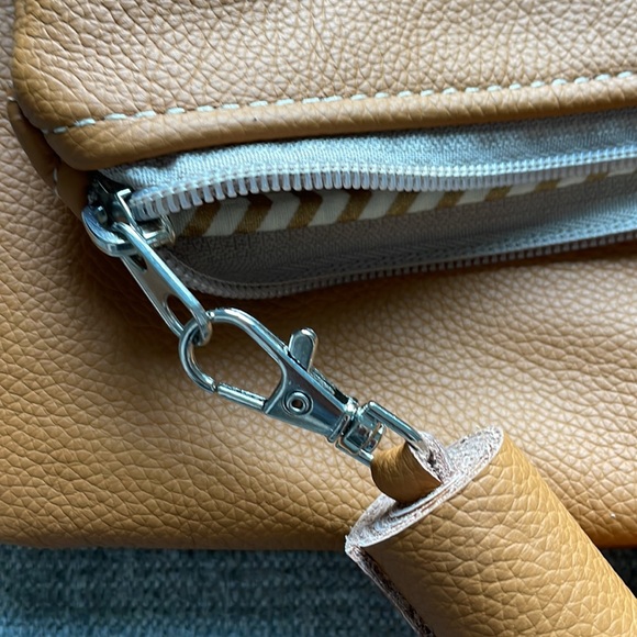 Tan leather clutch purse NWOT - Picture 6 of 6